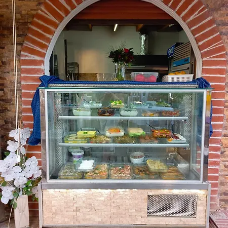 Cunda Asiyan Ayvalı