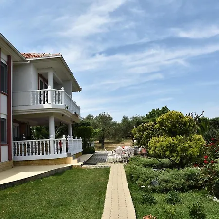 Hotel Cunda Asiyan *