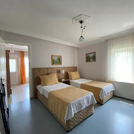 Hotel Cunda Asiyan